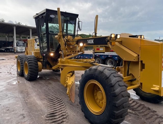 Motoniveladora Caterpillar 140K — MN-08